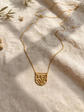 Load image into Gallery viewer, KIM NECKLACE

