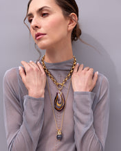 Load image into Gallery viewer, PLUME AMBER MURANO CHAIN NECKLACE
