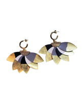 Load image into Gallery viewer, PLUMERIA TRICOLORE BLACK EARRINGS
