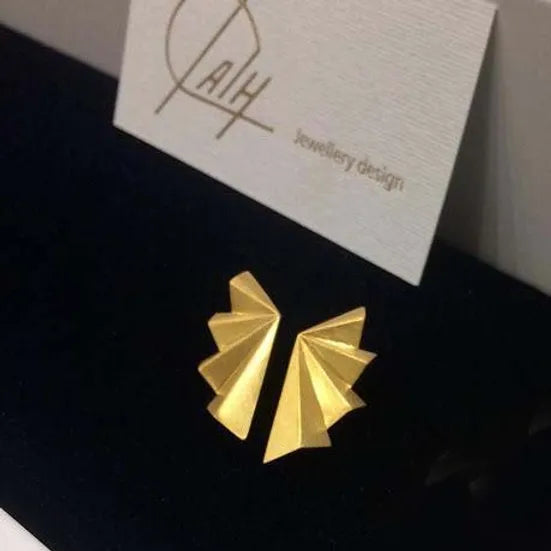 MEDIUM FOLDS EARRINGS