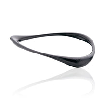 Load image into Gallery viewer, BOOMERANG BLACK PLATED SILVER BRACELET
